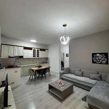 Papale Center Apartment